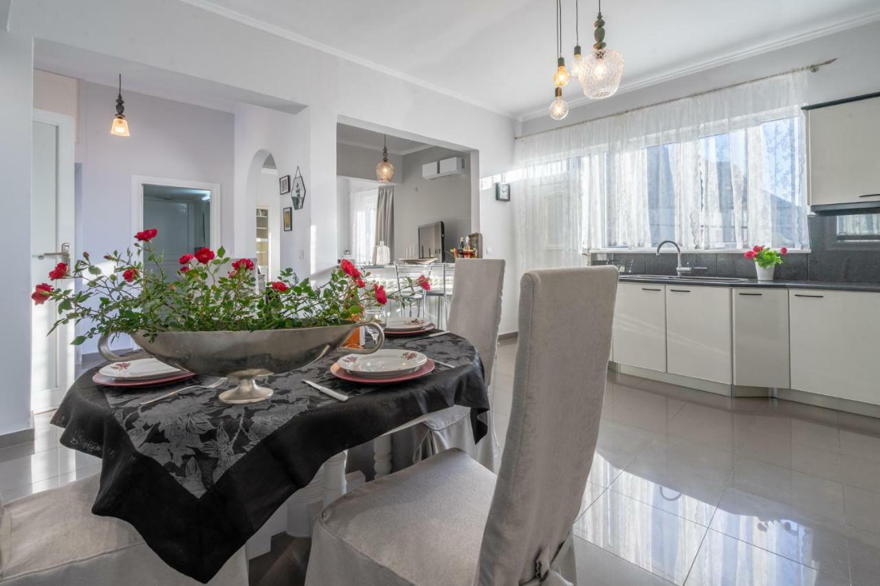 Fontana Luxury Villa Salakos With Pool Near Beach Exterior foto